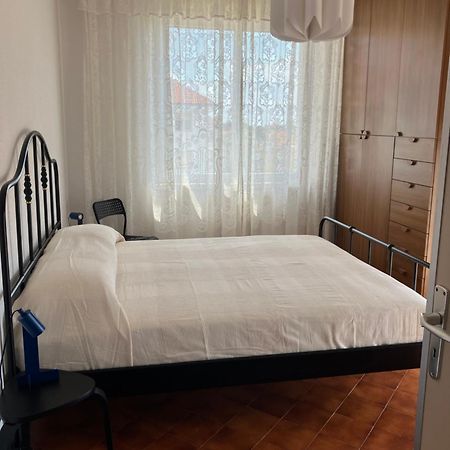 Apartamento Aria Luce Mare San Bartolomeo Al Mare Exterior foto